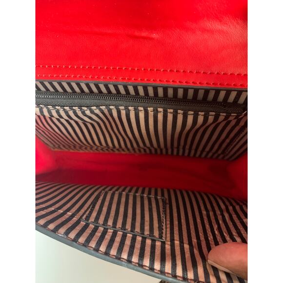 Karia Red Crossbody bag - Picture 5 of 7